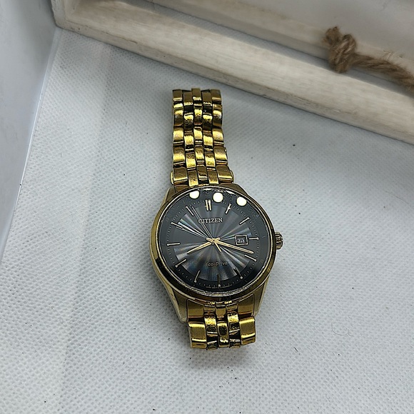 Citizen Gold Men's Black Dial 41mm Watch - Picture 1 of 4